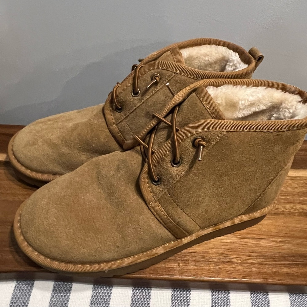 Aspen Suede Fleece Lined Lace Up Ankle Bootie Boots Boot Slipper Size 9 EUC